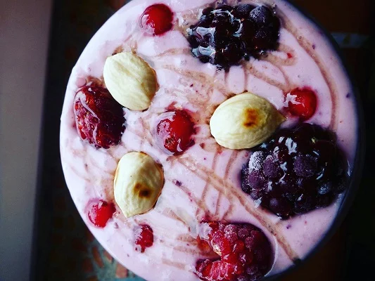 Hafer-Smoothie mit Früchten
