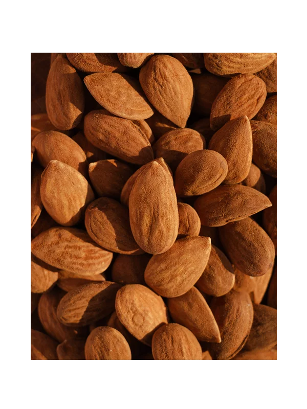 Nutrigold biologische Mandeln in einer durchsichtigen 250 Gramm Plastikverpackung