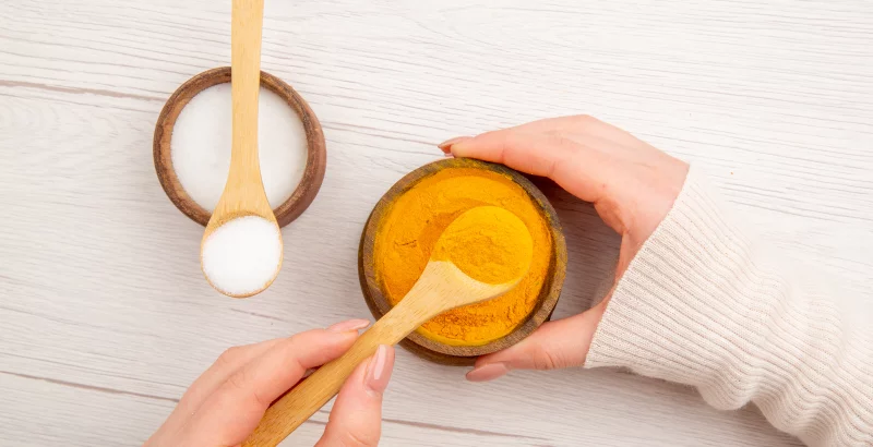 Peeling & Maske mit Kurkuma