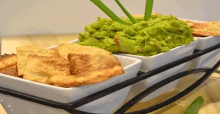 Hausgemachte Chips aus Quinoa – knusprig, vielseitig und einfach zubereitet!