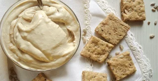 Tofu-Aufstrich selber machen – proteinreich & pflanzlich Tofu-Aufstrich