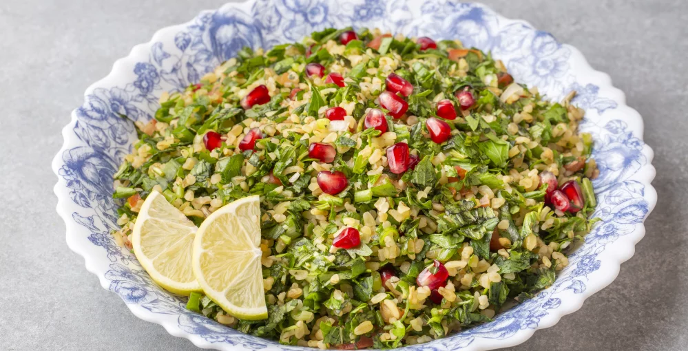 Quinoa-Salat mit Spinat