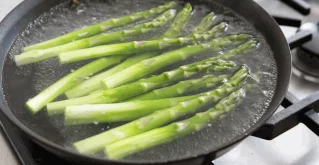 Spargeltee