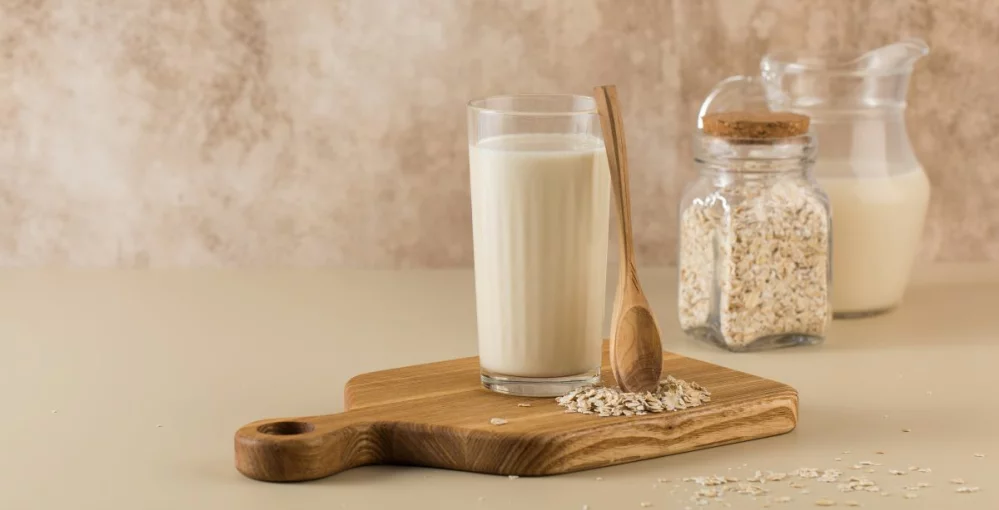 Hafermilch im Glas