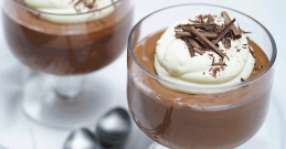 Schokoladenmousse in einer Schüssel
