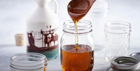 Gerstenmalz in einer Glasdose