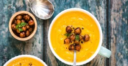 Kichererbsen statt Nudeln: Würzige Suppe für kalte Tage!