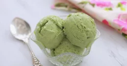 Erfrischende Dessertidee für heiße Tage – Matcha-Eis!