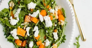 Salat mit gebackenem Kürbis & Feta – himmlisch lecker! Kürbis & Feta Salat