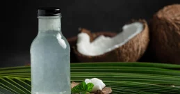 Kokoswasser: Ein natürlicher Gesundheitsbooster für Körper & Geist