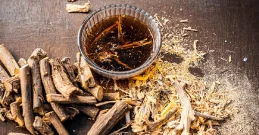 Süßholzwurzel – Tee zubereiten und ein universelles Heilmittel genießen