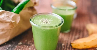 Grünes Detox-Getränk