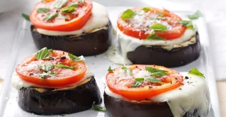 Ofengericht mit Auberginen