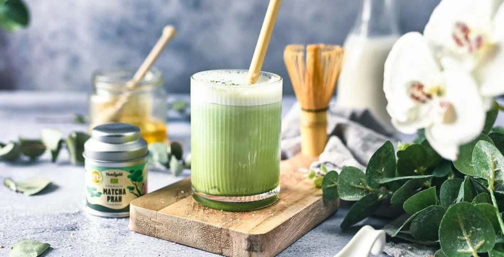 Matcha Latte Mathe Latte in einen Glas