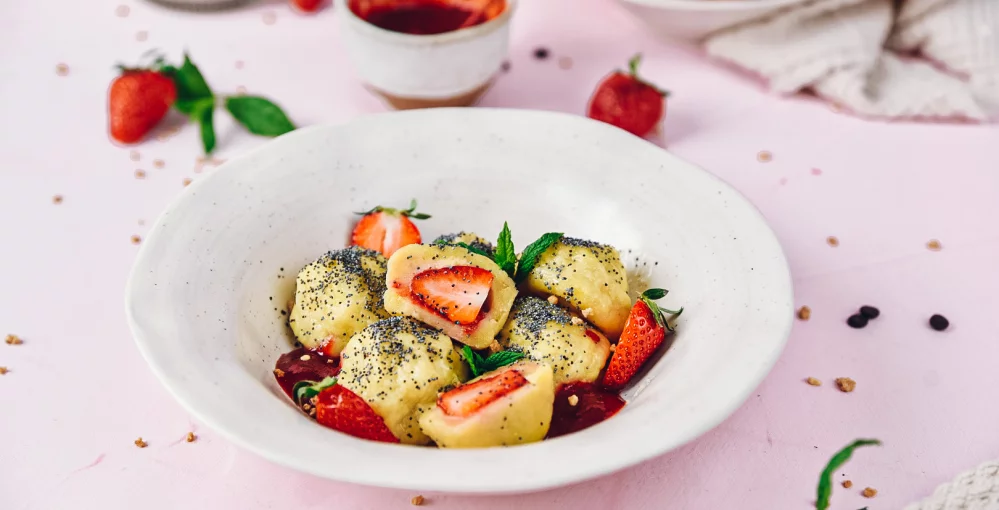 Haferknödel mit Erdbeeren