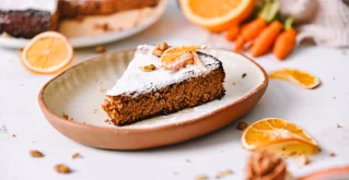 Walnusskuchen mit Orange