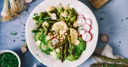 Salat mit Edamame: Proteinreich, knackig und voller Geschmack!