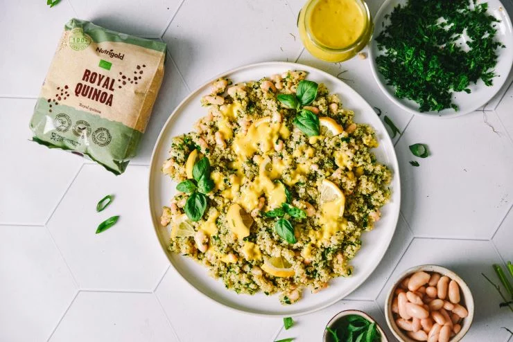 Quinoa Salat mit Mango