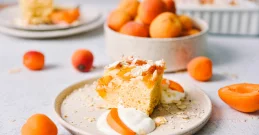 Ein sommerlicher Kuchen, der nach Sonne und Aprikosen schmeckt!