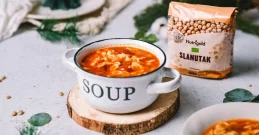 Kichererbsen-Nudelsuppe