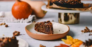 Süßer Genuss ohne Reue – Dattelkuchen zaubert Freude
