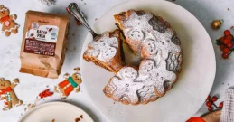 Saftiger Marmor-Gugelhupf mit Orange