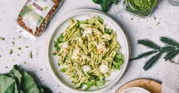 Pasta mit Grünkohl, Pistazien & Pesto