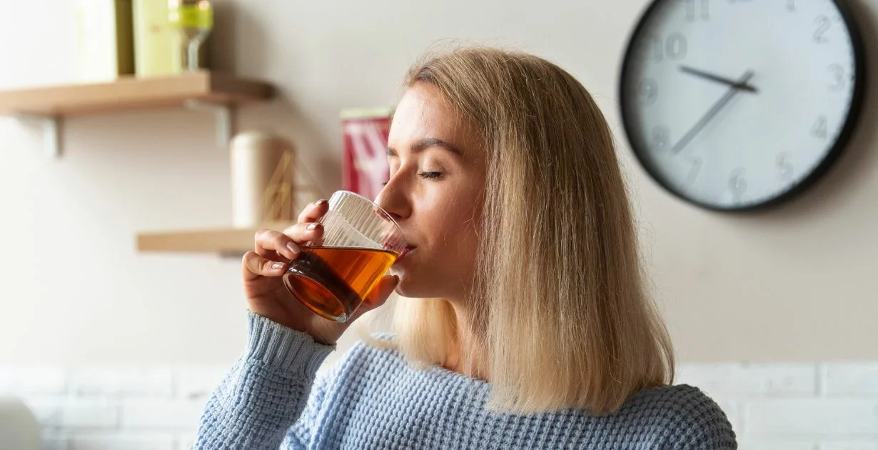 Warum Kombucha täglich trinken? 8 gute Gründe für das fermentierte Trendgetränk!