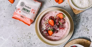 Protein-Bowl mit Himbeeren