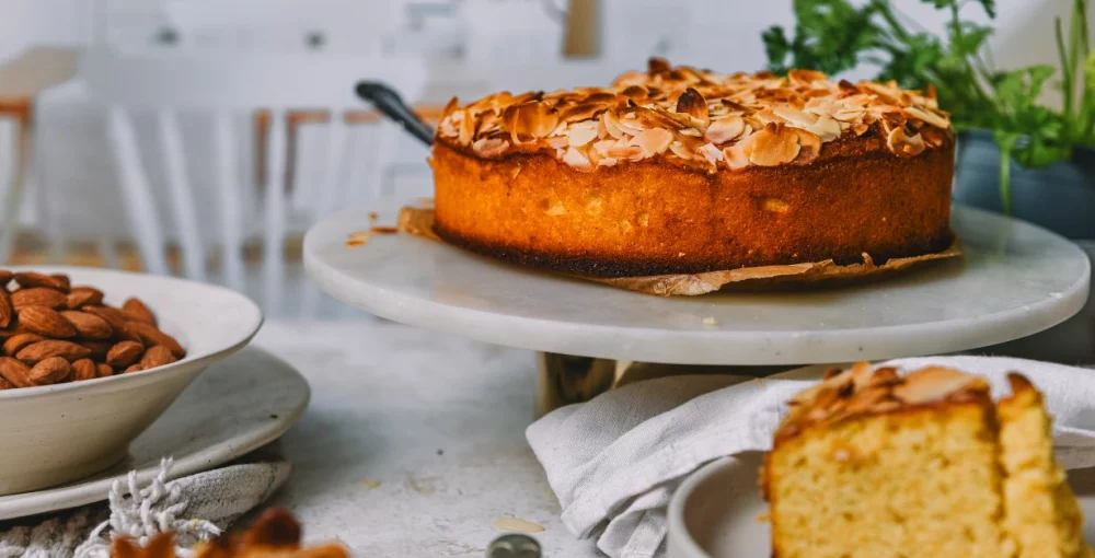 Zitronenkuchen mit Ricotta & Polenta